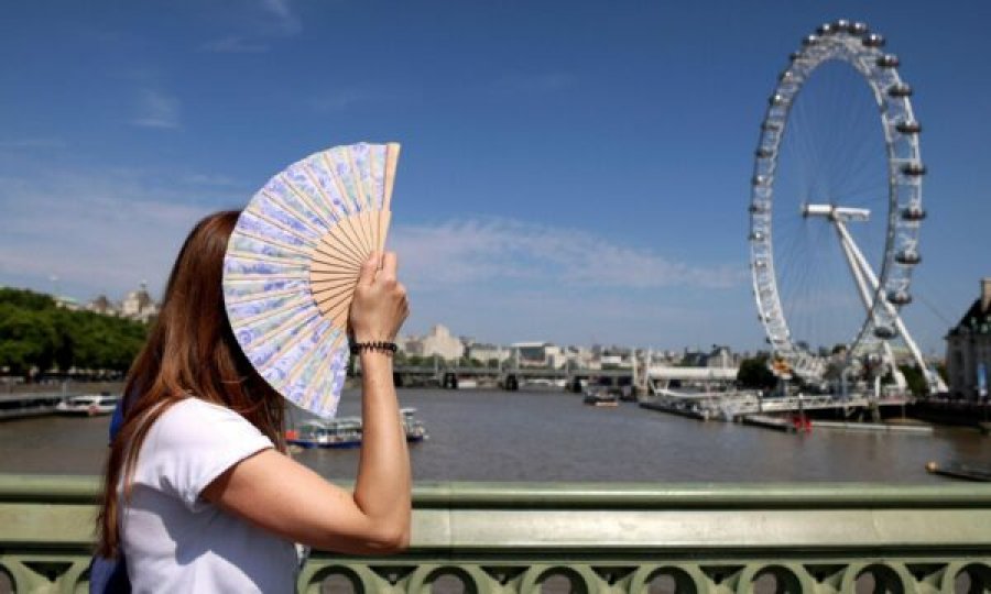 Temperatura rekord në Britani, katër adoleshentë humbin jetën