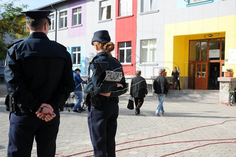 Policia e Kosovës shton masat për mbarëvajtjen e zgjedhjeve të sotme