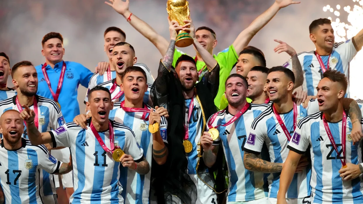 Scaloni zbulon listën e lojtarëve të ftuar për Kupën e Botës