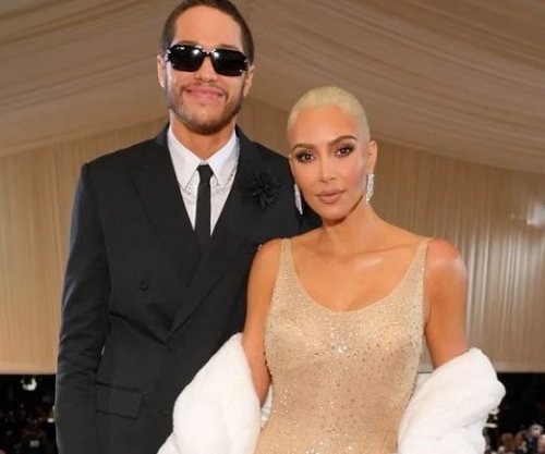Pete Davidson vlerëson Kim Kardashian pas ndarjes: Ajo është mbinjerëzore