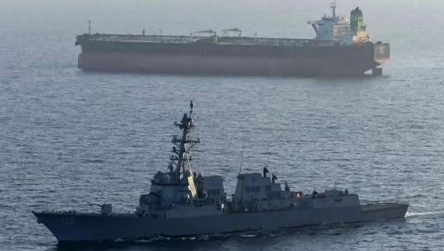 SHBA-ja ndalon një tjetër anije që tentoi të thyejë bllokadën ndaj Iranit