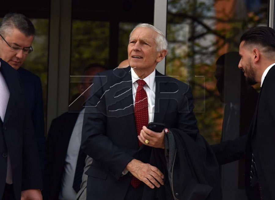 “Shpërthen” Wesley Clark ndaj Speciales: Mjaft më, Gjykata të kthejë Thaçin dhe të tjerët në Kosovë
