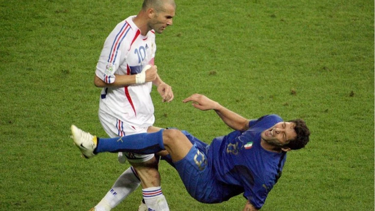 “Nuk ndihem fajtor”, Zidane përballet me Italinë 20 vjet pas incidentit me Materazzin