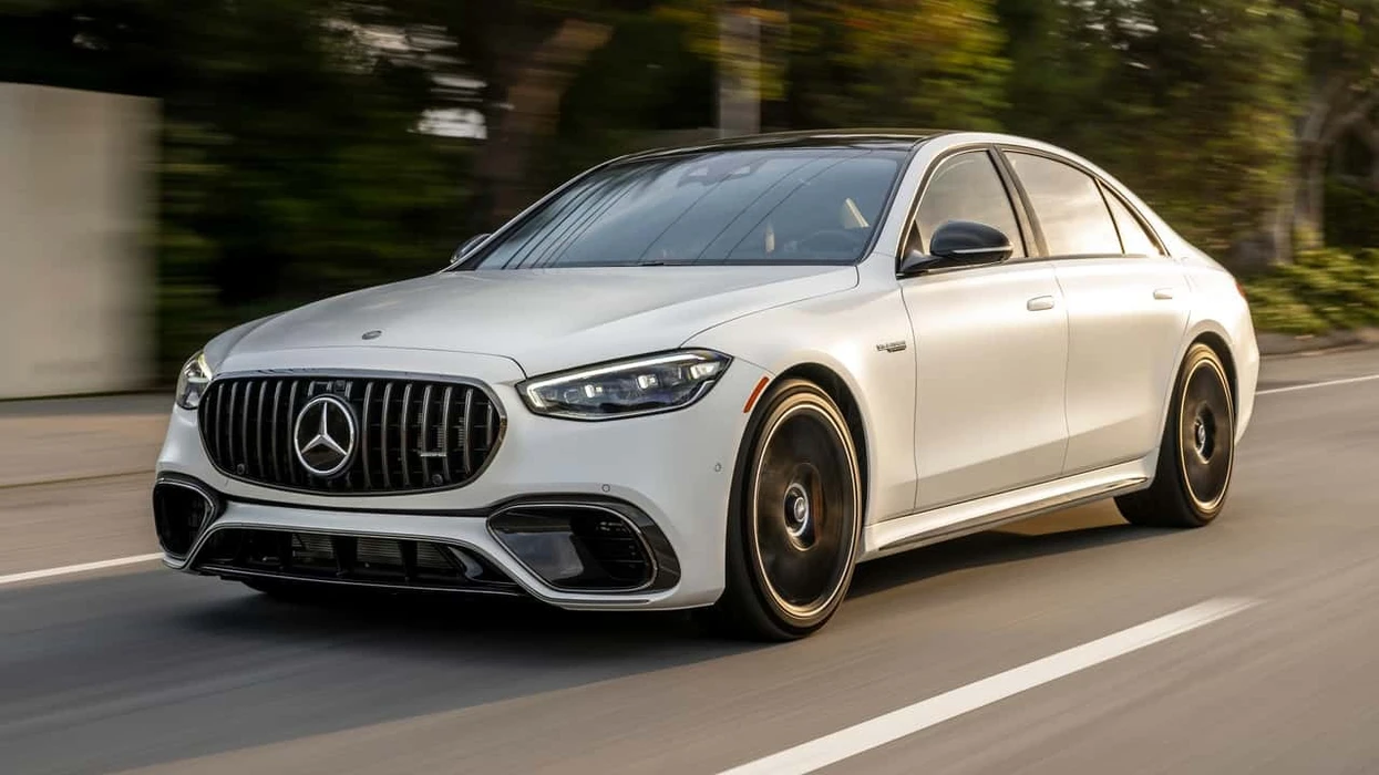 Mercedes i jep fund prodhimit të tre modeleve