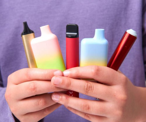 Ekspozimi ndaj avullit të cigareve elektronike ngre shqetësime për shëndetin e frymëmarrjes