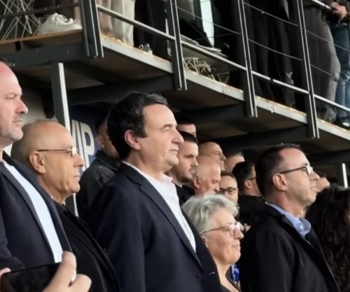 Kurti në stadium për t’i mbështetur dardanët