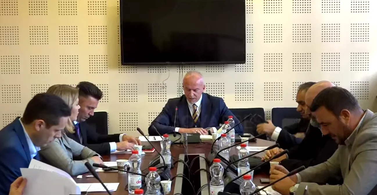 Deputetët njoftohen për takim të Komisionit për Legjislacion, në rend dite Ligji për Specialen