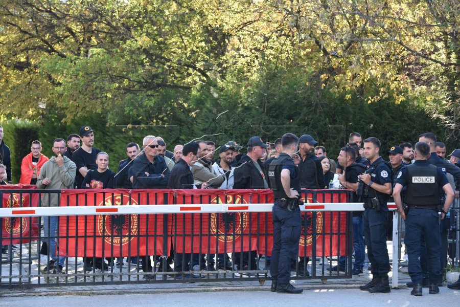Behrami: Protesta para Kuvendit është legjitime