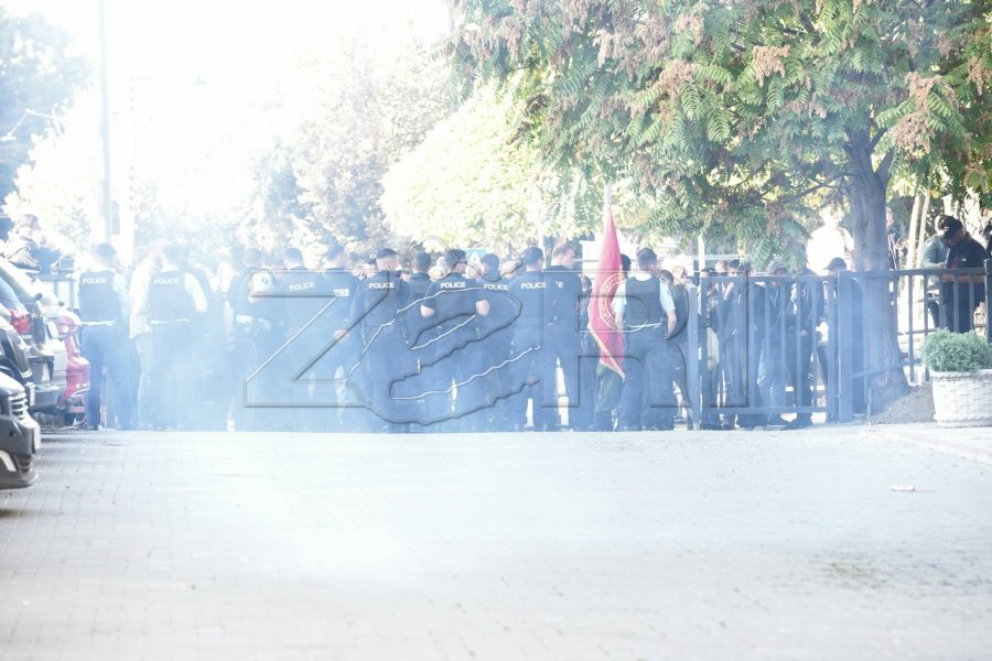 IKD-ja bën thirrje të mos pengohen fizikisht deputetët
