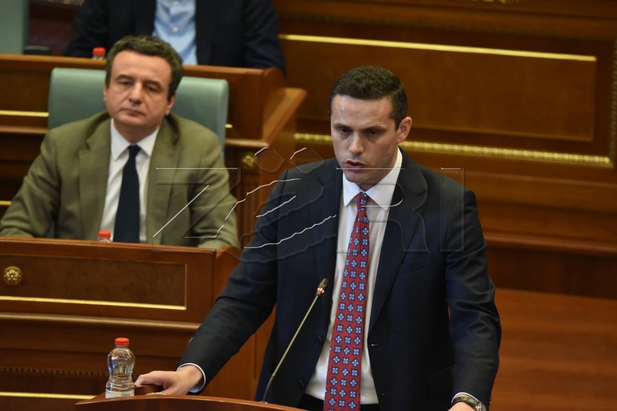 Gruda për fjalimin e Kurtit: Veç sa s’i bëri thirrje Hagës të mos e zbatojë ligjin nëse miratohet