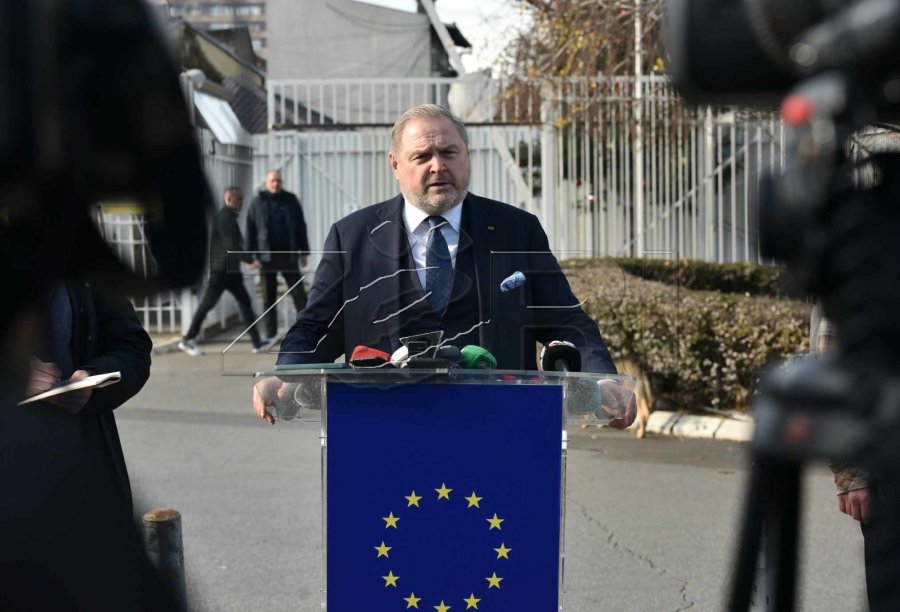 Raportuesi për Kosovën: Pasi u evituan zgjedhjet - tash prioritet stabiliteti e integrimi, mezi pres ta takoj presidenten e re