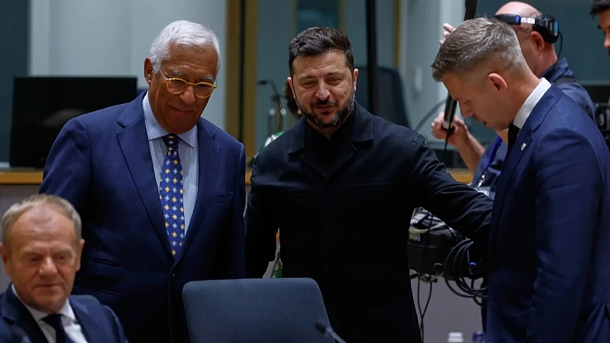 Hungaria heq veton ndaj negociatave të Ukrainës për anëtarësim në BE