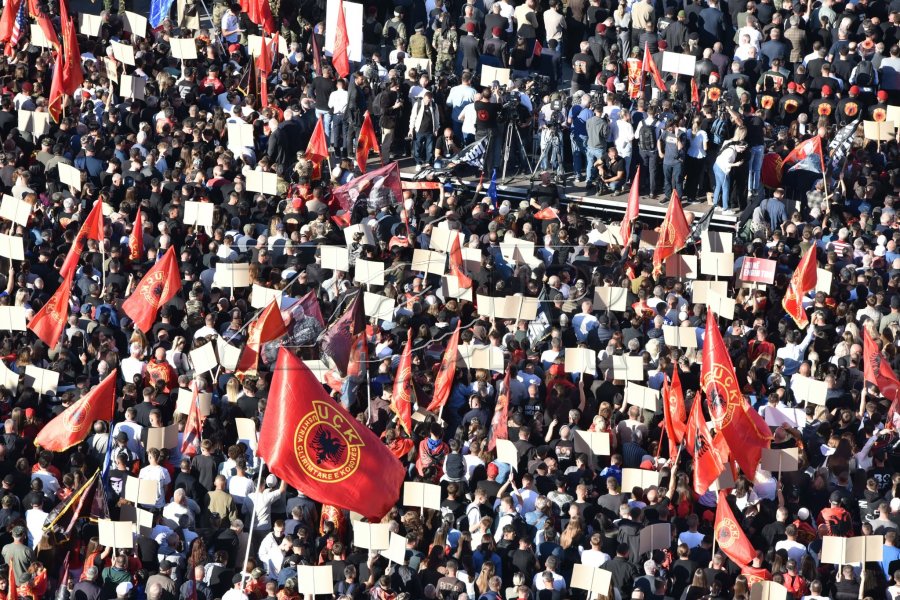 Veteranët falënderojnë popullin e Kosovës: Së bashku arritëm ta mbrojmë UÇK-në