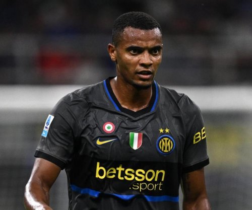 Akanji: “I besoj Man Cityt, shpresoj të mos i humb titujt”