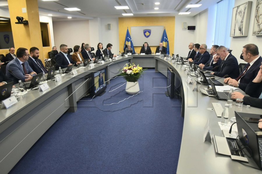 Nesër mblidhet Qeveria e Kosovës
