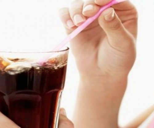 Si ta largoni vartësinë nga pijet e gazuara dhe dietale?