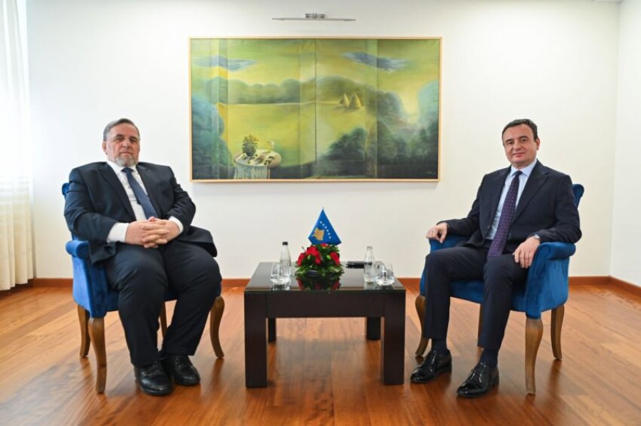 Kurti takon Tërnavën, flasin për presidenten e re dhe aktgjykimin ndaj ish-krerëve të UÇK-së