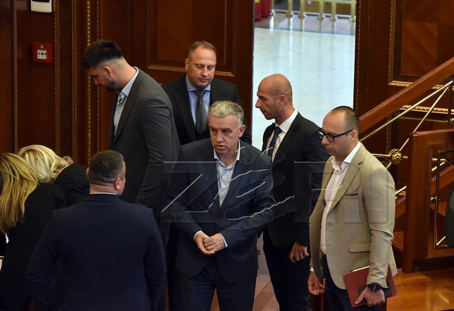 Kryetari i Listës Serbe kalon në partinë e Vuçiqit: Nuk jam më deputet në Kuvendin e Kosovës