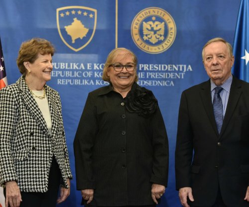 Shiroka-Pula takohet me senatorët amerikanë Shaheen dhe Durbin
