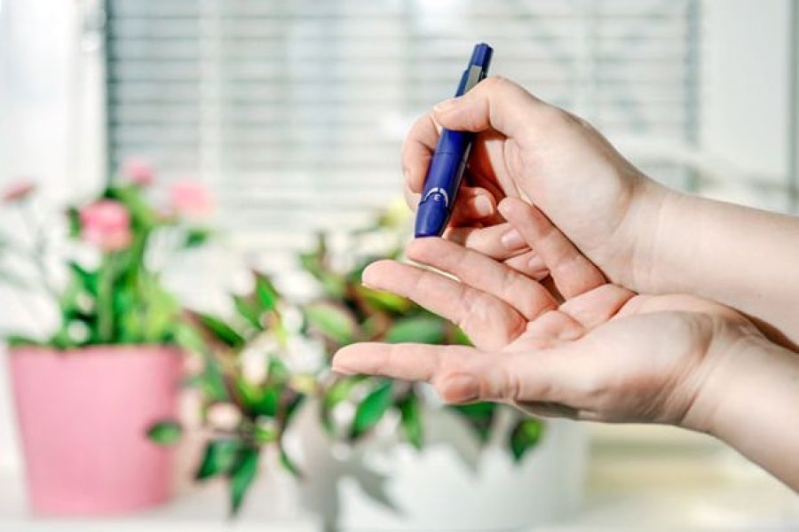Pesë simptoma që mund të jenë shenja të para të diabetit