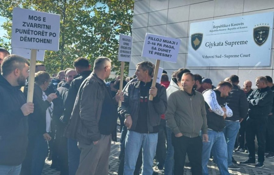 Punëtorët e NPB-së protestojnë për pagat, Supremja premton trajtim me prioritet