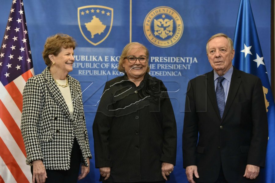 Shiroka-Pula takohet me senatorët amerikanë Shaheen dhe Durbin