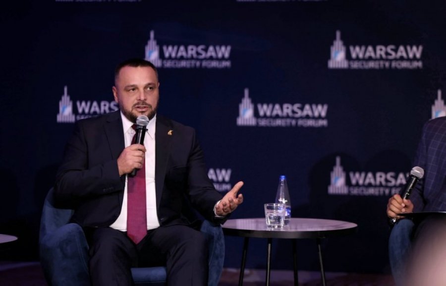 Maqedonci: Vendimmarrja në operacionet luftarake duhet të mbetet njerëzore