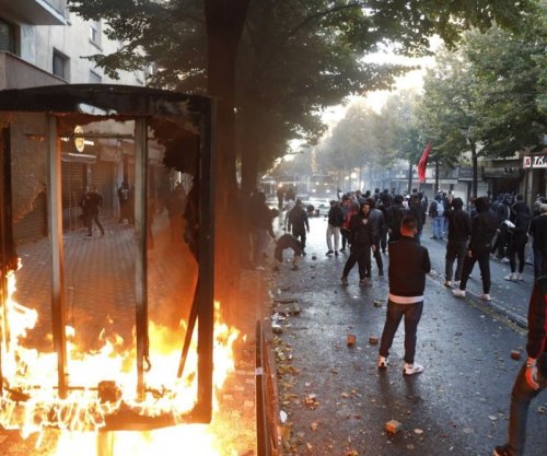 Protesta në Tiranë, 51 policë të plagosur dhe 65 protestues të arrestuar