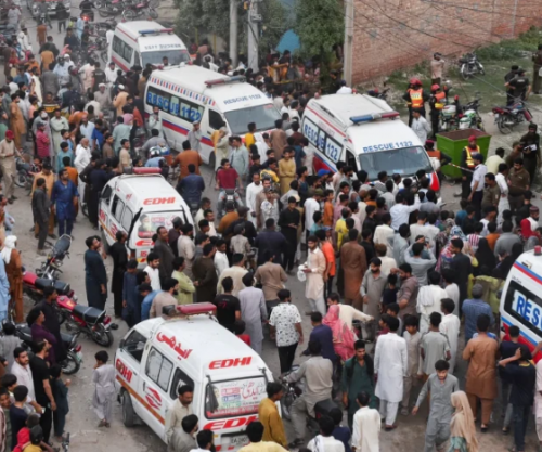 30 fëmijë vdesin nga shembja e çatisë së një shkolle në Pakistan