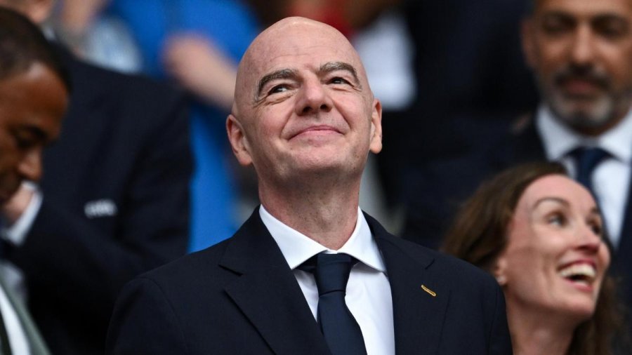 Infantino kërkon falje për FIFA Forward Enterprise: “Qëllimi ishte rritja e investimeve në futboll”