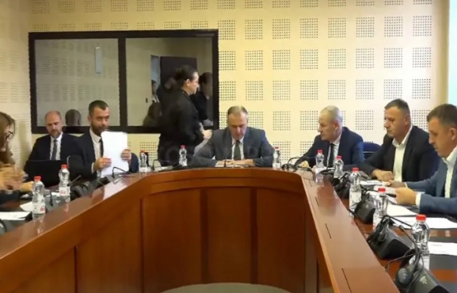 Komisioni refuzon raportimin e drejtorit të Policisë për protestën e 5 tetorit
