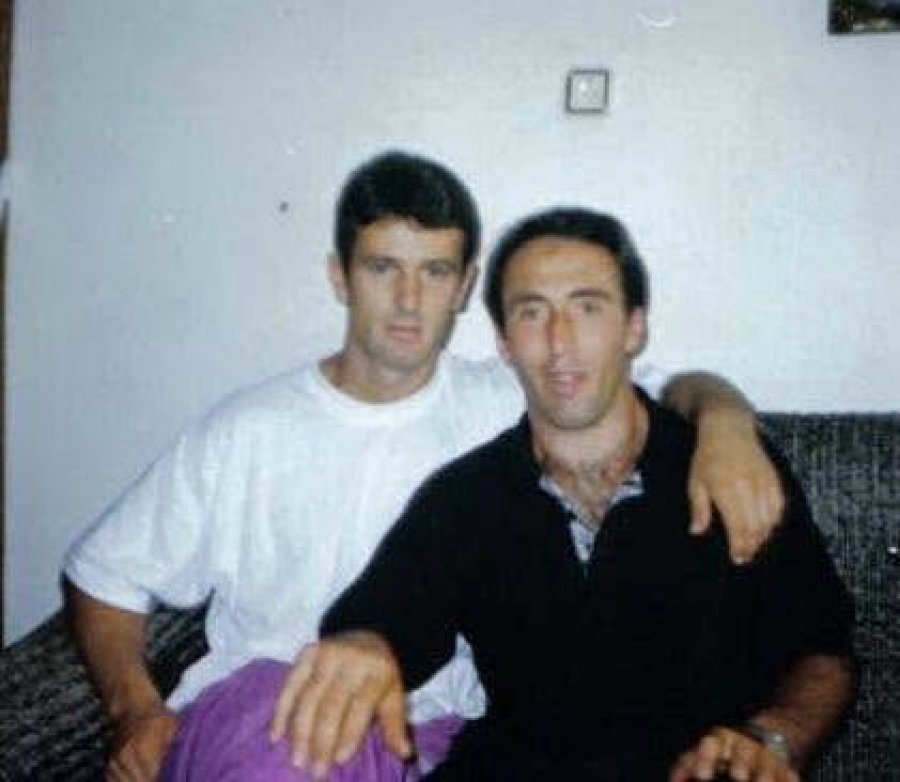 Haradinaj përkujton gjeneralin Adrian Krasniqi: Shembull e udhërrëfyes për brezat