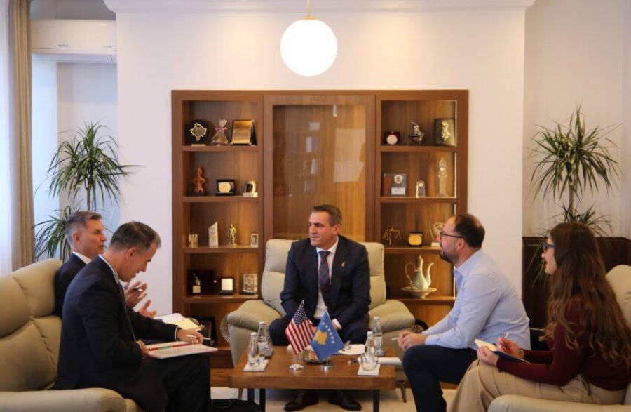 Kryeprokurori Gashi takon delegacionin amerikan, në fokus luftimi i kriminalitetit financiar