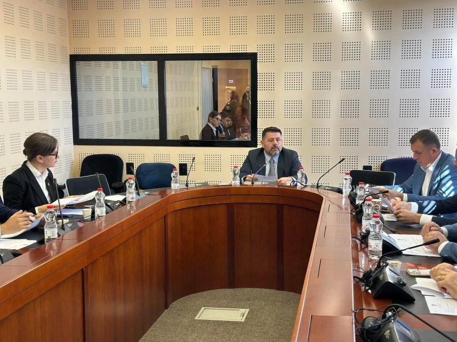 Mblidhet Komisioni për Mbikëqyrjen e AKI-së, shqyrton Projektligjin për ndryshimet në buxhetin 2026