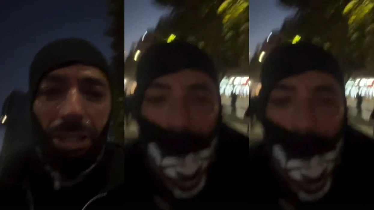Stresi i bashkohet protestës në Tiranë, shfaqet mes gazit lotsjellës dhe u bën thirrje qytetarëve të dalin