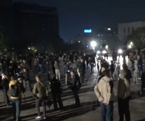Protestuesit nuk ndalen, mblidhen sërish nesër para Parlamentit në orën 09:00