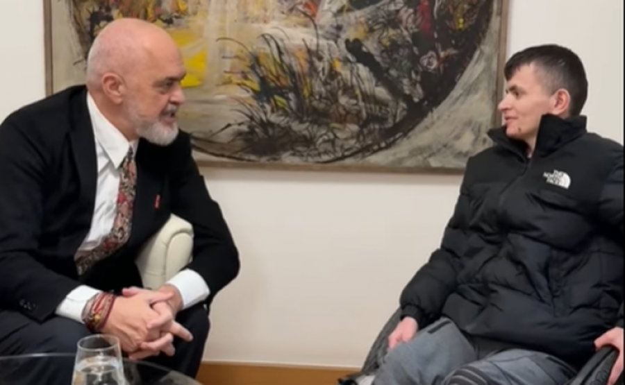 Rama pret në takim të riun që i kërkoi një takim personal: Me zemrën në vendin e duhur