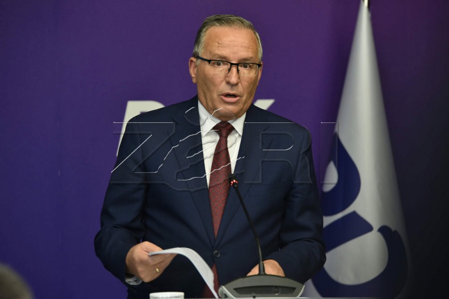 Bedri Hamza jep dorëheqje nga drejtimi i PDK-së