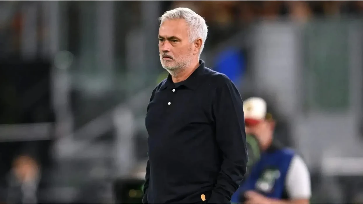 Mourinho e minimizon krahasimin e Real Madridit të tij me Barcelonën e Hansi Flick
