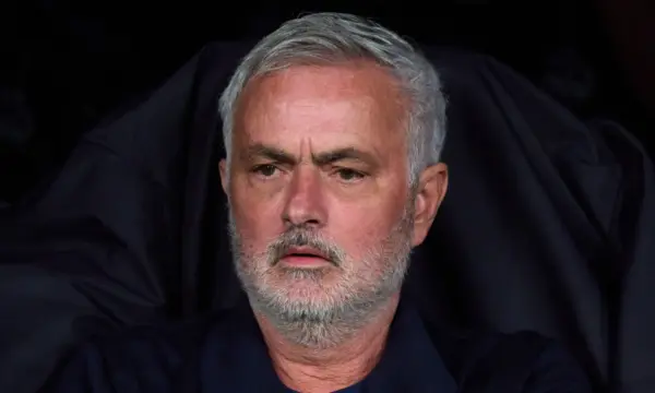 Mourinho rikthehet në Camp Nou, Barcelona përgatit spektakël të veçantë për El Clasicon