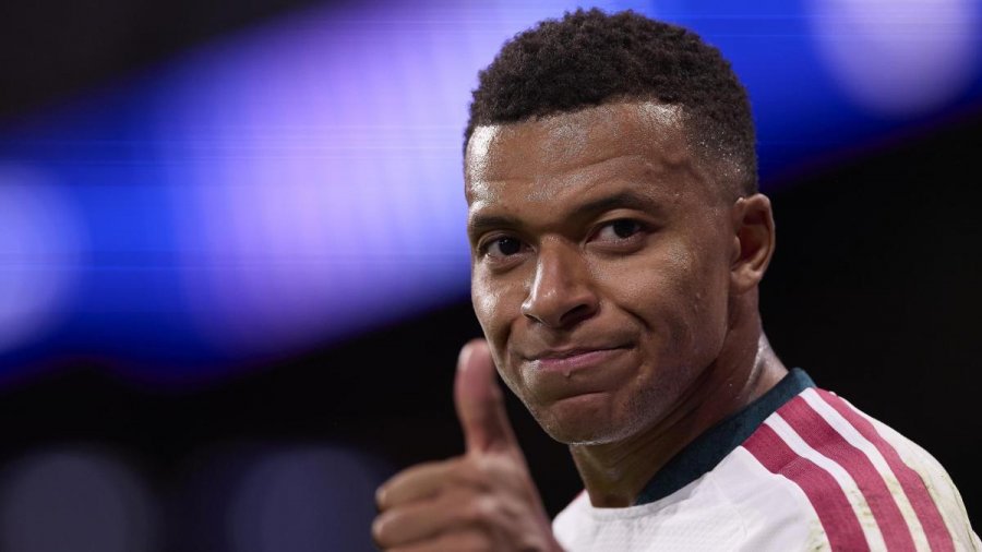 Mbappé si kandidat për Topin e Artë, Reali triumfon në El Clásico dhe e rihap garën për titull!