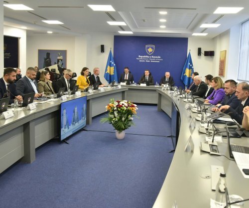Qeveria sot do të mbajë mbledhje, në rend dite 12 pika