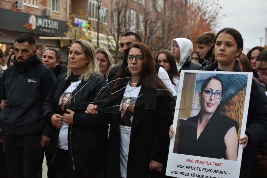 Familjarët e Arlinda Zekajt kërkojnë kujdes nga protestuesit: Nuk jemi dal me thy, nuk duam dhunë