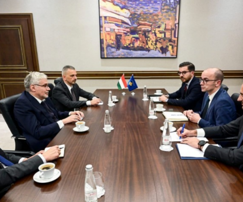 Ahmeti priti në takim të Dërguarin të Hungarisë për Ballkanin Perëndimor