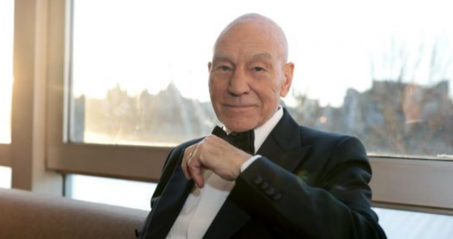  Vdes aktori i famshëm britanik Patrick Stewart, i famshëm me rolet e tij në ”Stra trek” dhe “X men”