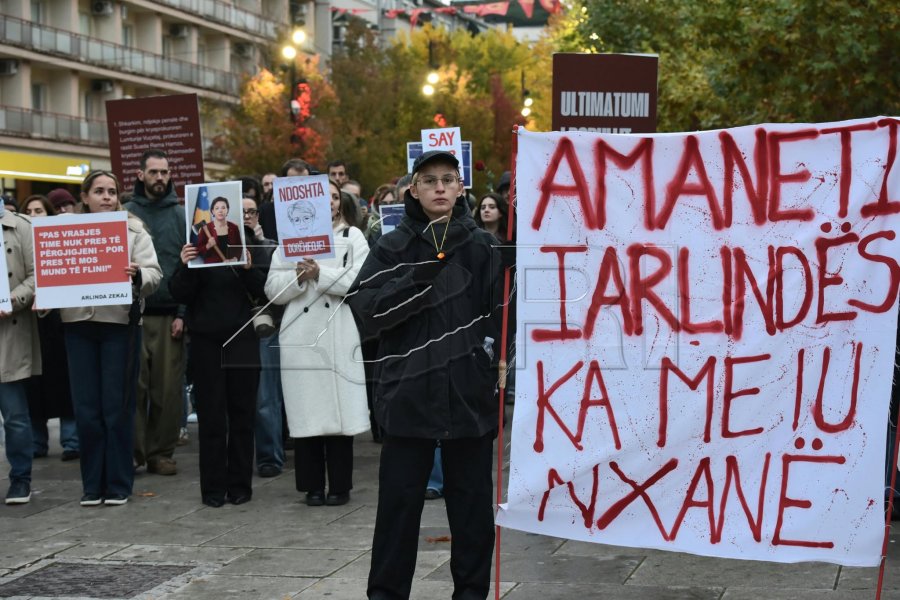 Nga sheshi “Zahir Pajaziti”, protestuesit nisen drejt Ministrisë së Drejtësisë