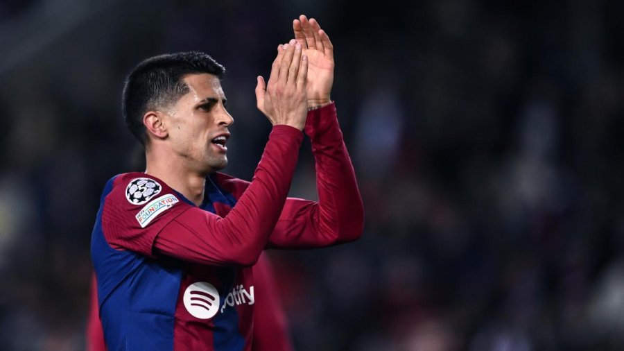 Cancelo shpërthen ndaj kritikëve: Nga tribunat të gjithë janë specialistë