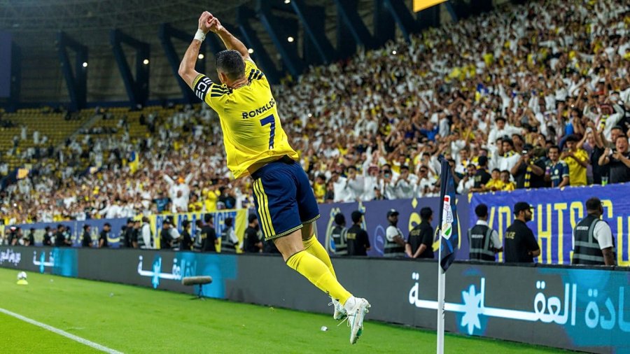 Ronaldo i afrohet 1.000 golëshit, pasi realizoi hat-trick për vetëm 15 minuta