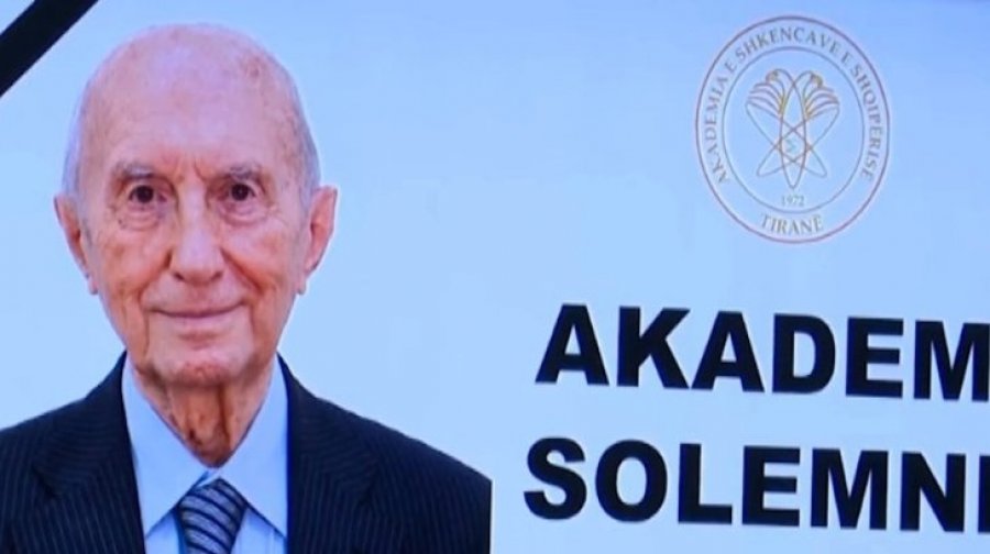 Akademia e Shkencave e Shqipërisë mban ceremoni solemne në nderim të Luan Omarit, homazhe për akademikun 101-vjeçar