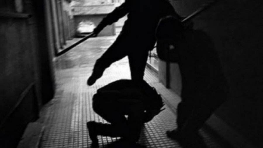 Pas një mosmarrveshje, dy persona e bëjnë për spital një person tjetër në Obiliq